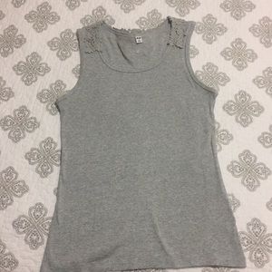 Uniqlo grey ribbed tank